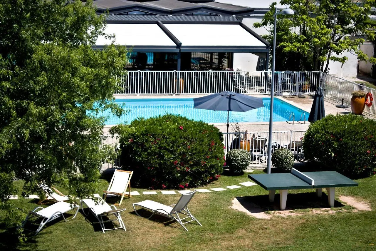 Hotel Ibis Styles Avignon Sud 3*,  Francja