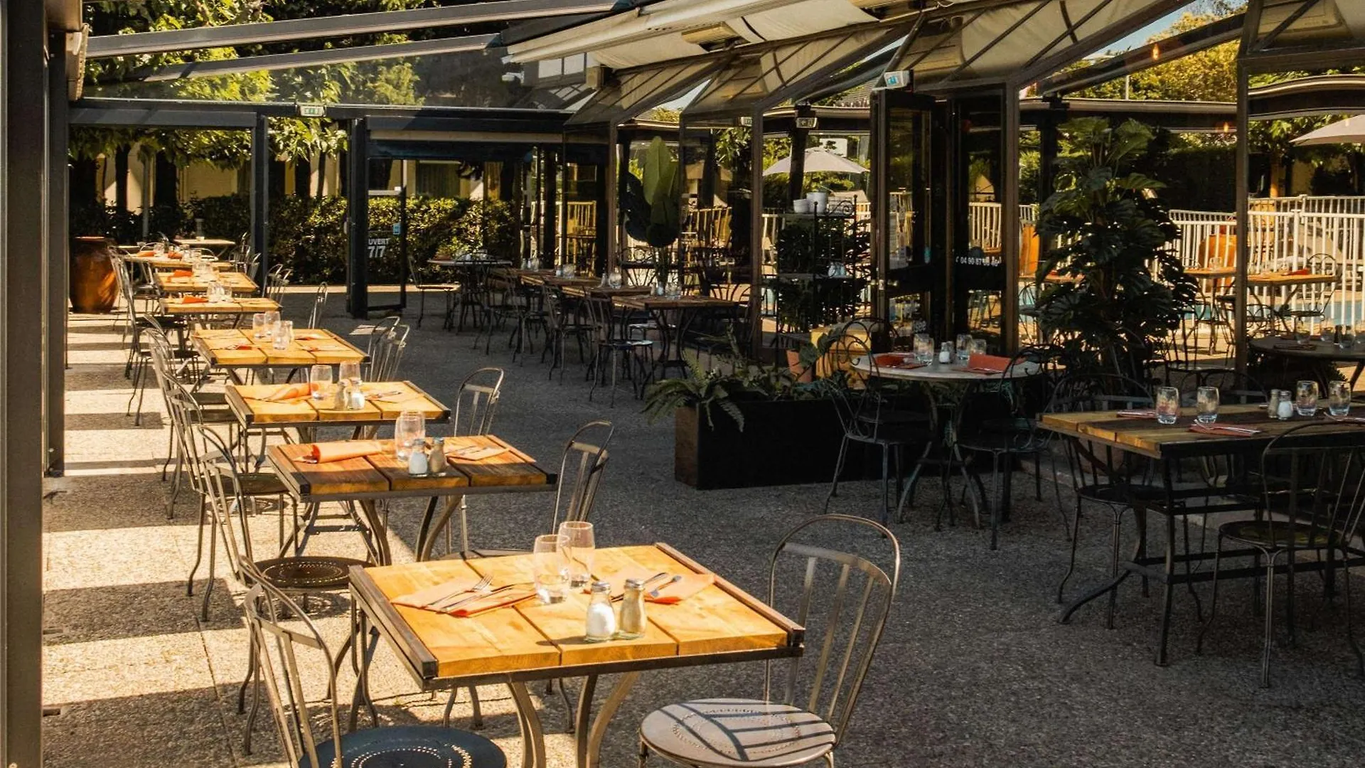 ***  Hotel Ibis Styles Avignon Sud Francja